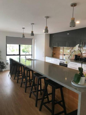 Tranquil Retreat 10 Min to Hobart-WIFI Smart TV